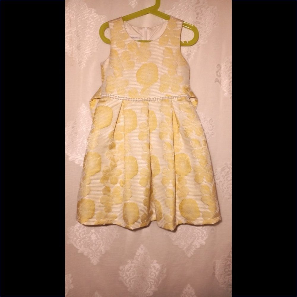 Bonnie Jean, size 6, yellow